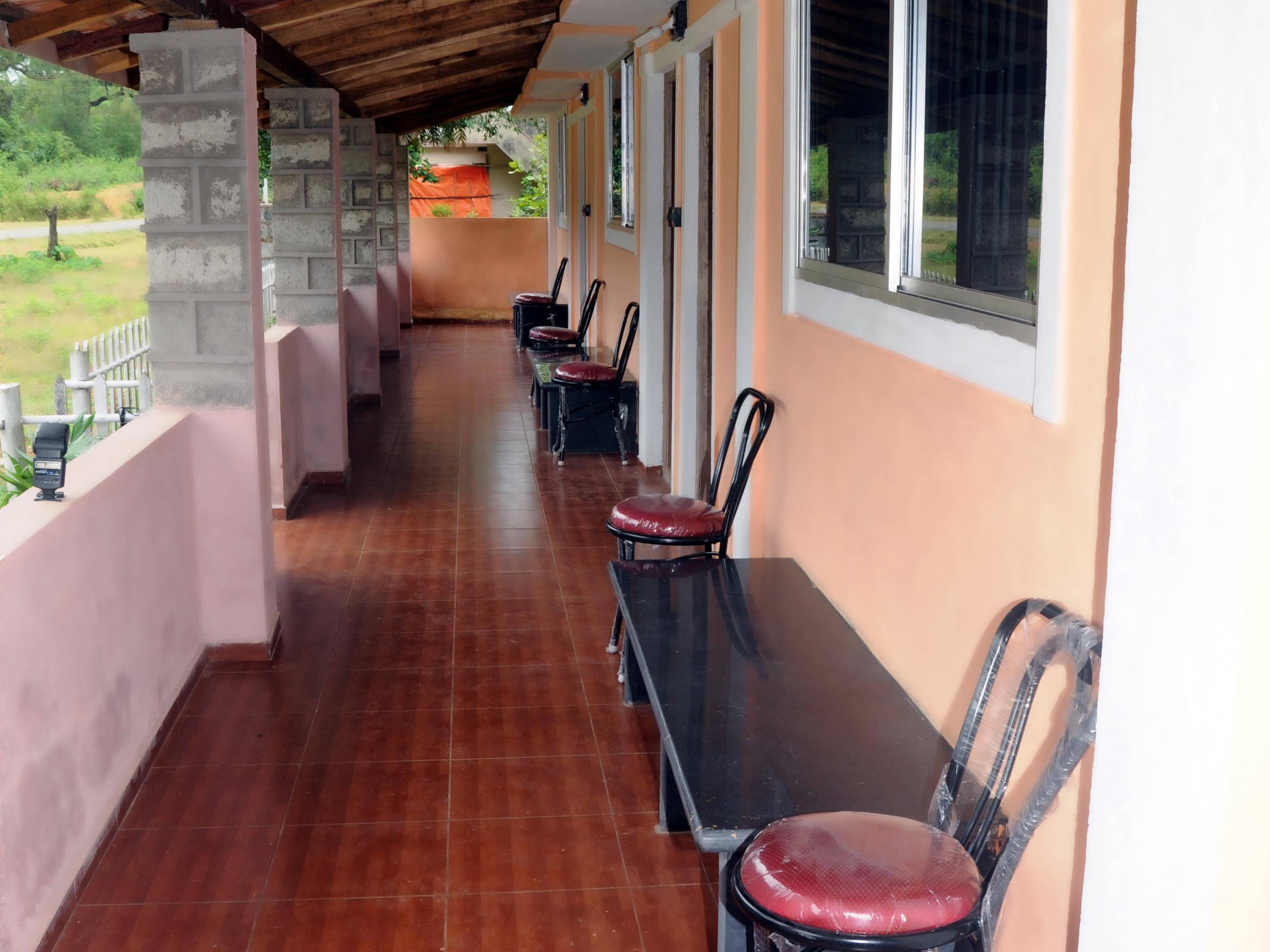 Sathwik Homestay Kumta Luaran gambar